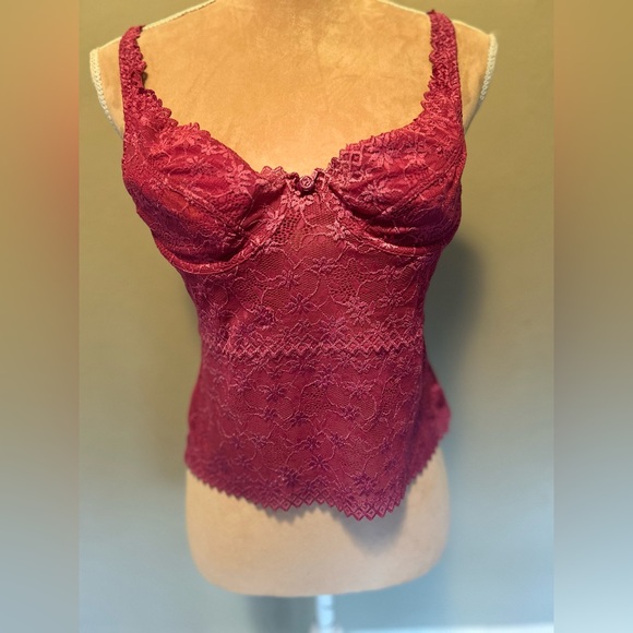 Burgundy lace lingerie camitank - Picture 8 of 10